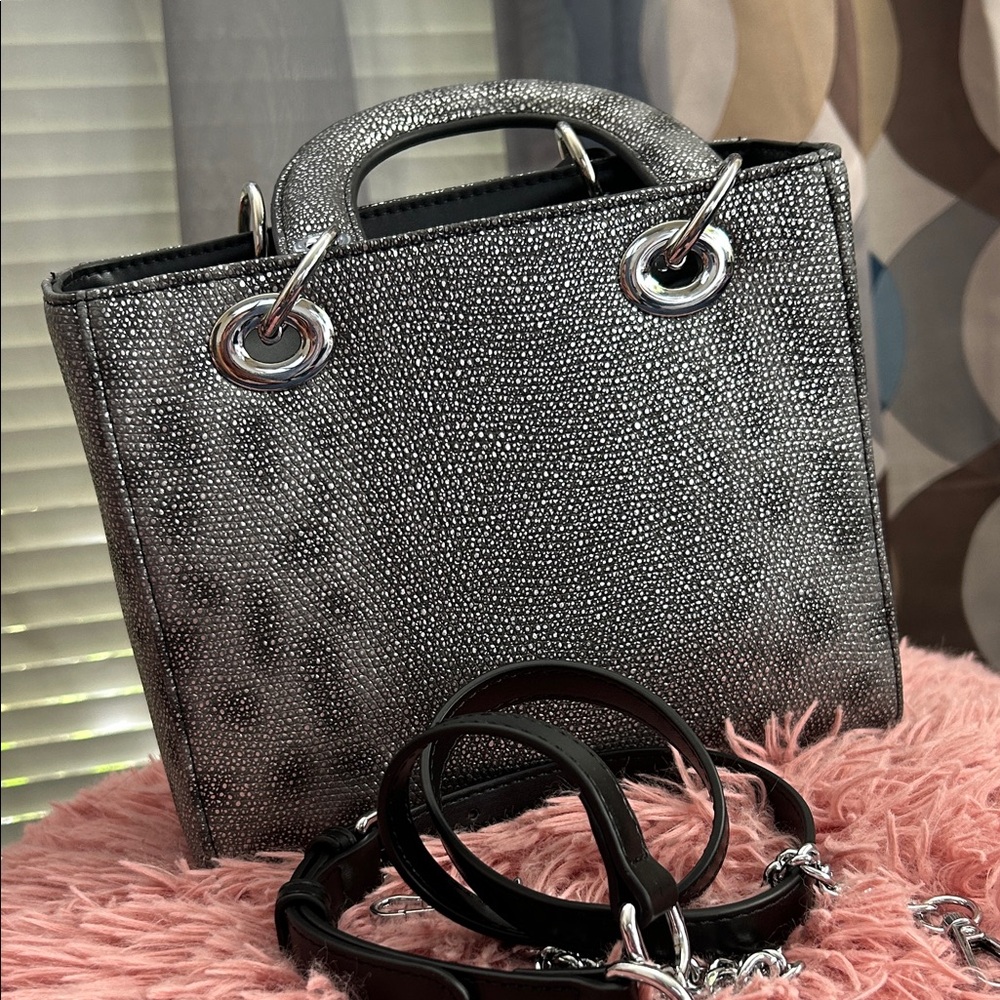 Elegant Silver Handbag